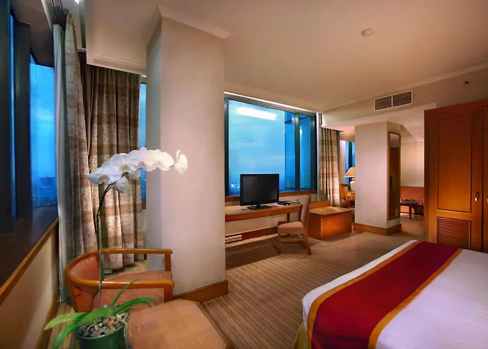 Menara Peninsula Hotel Jakarta